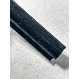 2019-2020 TOYOTA CAMRY FRONT RIGHT SIDE DOOR WINDOW INNER WEATHERSTRIP SEAL OEM