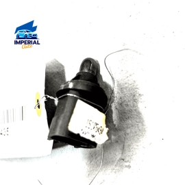 Multi-Purpose Lamp Socket Lamp Front Center W/O Cover 2003-2009 HUMMER H2 O