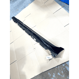 2011-2016 BMW 550i F10 LEFT DRIVER SIDE SKIRT ROCKER MOLDING PANEL OEM *668*