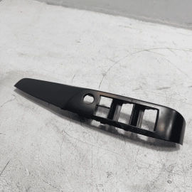 TOYOTA CAMRY FRONT LEFT DRIVER SIDE DOOR SWITCH PANEL TRIM MOLDING 2018-2020 OEM