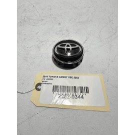 2015-2020 TOYOTA CAMRY WHEEL RIM CENTER CAP HUBCAP LOGO COVER OEM