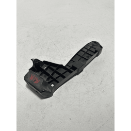 2018-2024 TOYOTA CAMRY REAR RIGHT PASSENGER SIDE BUMPER SEAL BRACKET SUPPORT OEM