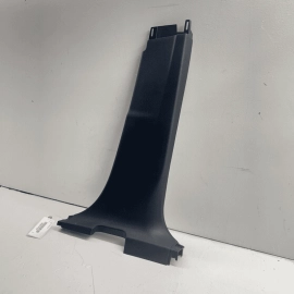GMC TERRAIN 2018 - 2023 RIGHT PASSENGER SIDE B PILLAR LOWER TRIM COVER PANE
