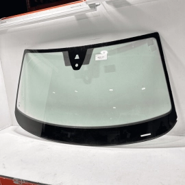 2018 - 2020 VOLKSWAGEN ATLAS FRONT WINDSHIELD WINDOW GLASS OEM