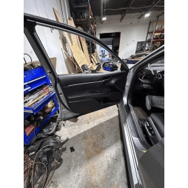 2018-2023 TOYOTA CAMRY REAR RIGHT PASSENGER RH SIDE DOOR GLASS WINDOW OEM AGC