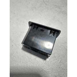 SUBARU IMPREZA RS 2024 FRONT CENTER CONSOLE TYPE-C & USB PORT CHARGER HUB OEM