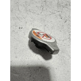 2018-2024 TOYOTA CAMRY 2.5L RADIATOR TANK RESERVOIR FILLER CAP OEM 2018-2024 TOYOTA CAMRY 2.5L RADIATOR TANK RESERVOIR FILLER CAP OEM