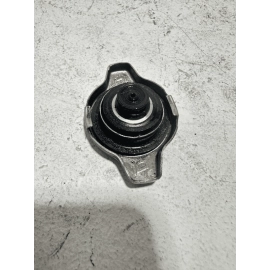 2018-2024 TOYOTA CAMRY 2.5L RADIATOR TANK RESERVOIR FILLER CAP OEM 2018-2024 TOYOTA CAMRY 2.5L RADIATOR TANK RESERVOIR FILLER CAP OEM