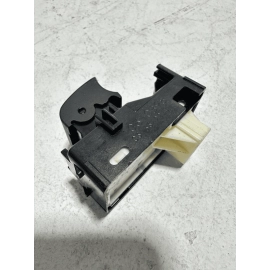 TOYOTA CAMRY 2018-21 HIGHLANDER REAR DRIVER OR PASSENGER SIDE DOOR WINDOW SWITCH