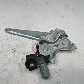 TOYOTA CAMRY REAR PASSENGER SIDE DOOR WINDOW REGULATOR W/ MOTOR 2018 - 2024 OEM