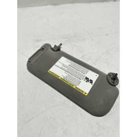 TOYOTA CAMRY 2018 - 2024 FRONT WINDSHIELD DRIVER SIDE SUN VISOR SUNVISOR OEM
