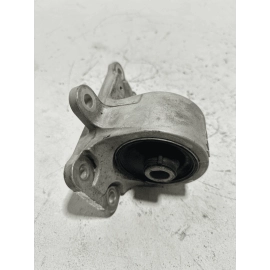 18-24 TOYOTA CAMRY XSE FRONT LEFT SIDE TRANSMISSION MOUNT BRACKET SUPPORT OEM