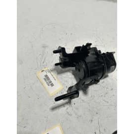 2018-2024 TOYOTA CAMRY XSE TRANSMISSION FRONT MOUNT BRACKET INSULATOR OEM