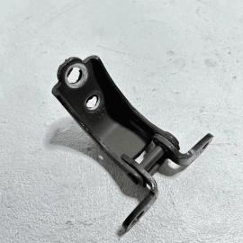 2016-2022 Honda Pilot Front Left Driver Side Door Upper Hinge OEM R529P