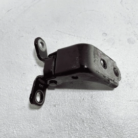 2016-2022 Honda Pilot Front Left Driver Side Door Upper Hinge OEM R529P