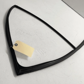 TOYOTA CAMRY 2018 - 2021 REAR PASSENGER SIDE WINDOW GLASS RUN CHANNEL SEAL 