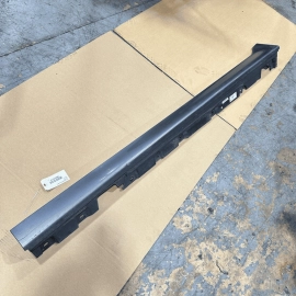 2010-2017 BMW 550I 550XI LEFT DRIVER SIDE SKIRT ROCKER MOLDING PANEL OEM