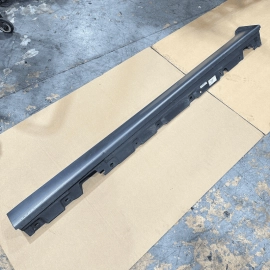 2010-2017 BMW 550I 550XI LEFT DRIVER SIDE SKIRT ROCKER MOLDING PANEL OEM