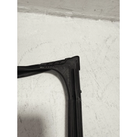 18-24 Toyota Camry Front Right Glass Window Run Channel Weatherstrip Seal OEM