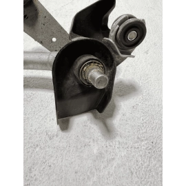 2018 - 2020 TOYOTA  CAMRY FRONT WINDSHIELD WIPER LINKAGE & MOTOR OEM