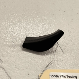 2016 - 2021 HONDA PILOT REAR RIGHT PASSENGER DOOR CORNER COVER TRIM GARNISH