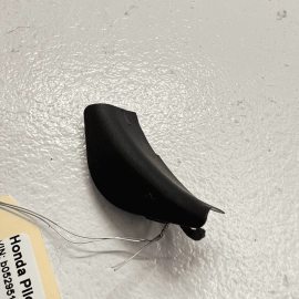 2016 - 2021 HONDA PILOT REAR RIGHT PASSENGER DOOR CORNER COVER TRIM GARNISH