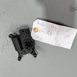 2015-2018 AUDI Q3 HVAC FLAP  AIR MOTOR SERVO ACTUATOR OEM