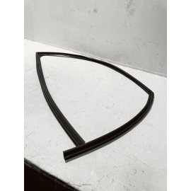 ACURA TLX 2015-2020 FRONT RIGHT PASSENGER SIDE DOOR WINDOW GLASS RUN CHANNEL OEM