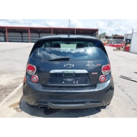 2013-2016 CHEVROLET SONIC DRIVER SIDE LOWER BODY SKIRT ROCKER PANEL BLACK OEM