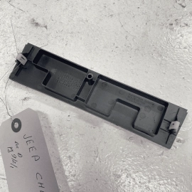 2014 - 2019 JEEP CHEROKEE FRONT CENTER CONSOLE LID TRIM PANEL OEM