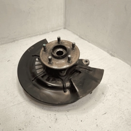 TOYOTA CAMRY XLE LE 2.5L FRONT PASSENGER SIDE SPINDLE KNUCKLE HUB OEM 2018-2024