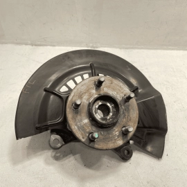 TOYOTA CAMRY XLE LE 2.5L FRONT PASSENGER SIDE SPINDLE KNUCKLE HUB OEM 2018-2024