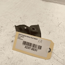 2018 - 2024 TOYOTA CAMRY FRONT PASSENGER SIDE FENDER SUPPORT BRACKET OEM =8w7=