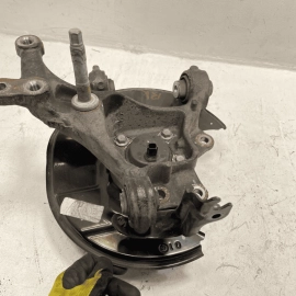 TOYOTA CAMRY 2.5L FWD REAR DRIVER SIDE SPINDLE KNUCKLE HUB OEM 2018-2024