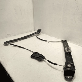 2018-2024 Volkswagen Atlas Front Right Passenger Side Door Window Regulator OEM