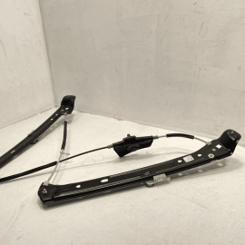 2018-2024 Volkswagen Atlas Front Right Passenger Side Door Window Regulator OEM