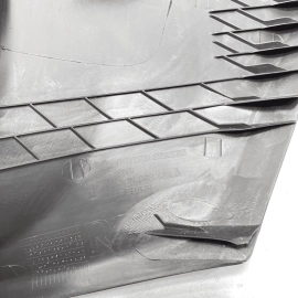 18-24 Volkswagen Atlas Front Passenger Side Door Sill Kick Panel Trim Cover OEM