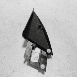 2018-2023 Volkswagen Atlas Front Right Passenger Side Door Corner Trim Cover OEM