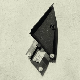 2018-2023 Volkswagen Atlas Front Right Passenger Side Door Corner Trim Cover OEM