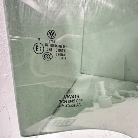 2018-2024 Volkswagen Atlas Rear Right Passenger Side Door Window Glass OEM
