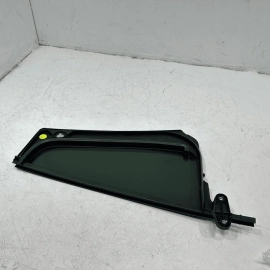 2018-2023 Volkswagen Atlas Rear Right Passenger Side Door Vent Window Glass OEM