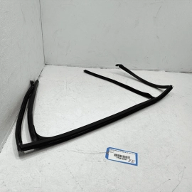2018-2024 Volkswagen Atlas Rear Passenger Door Window Glass Run Channel Seal OEM