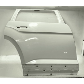 18-24 Volkswagen Atlas Rear Passenger Door Shell Cover Panel OEM Pure White 0Q0Q