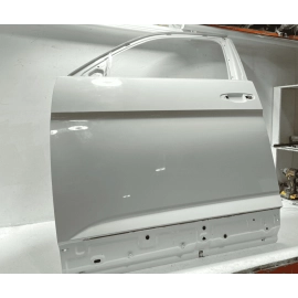 18-22 Volkswagen Atlas Front Driver Door Shell Cover Panel OEM Pure White =0Q0Q=