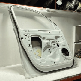 18-22 Volkswagen Atlas Front Driver Door Shell Cover Panel OEM Pure White =0Q0Q=