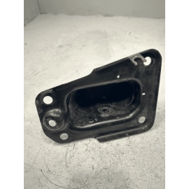 2018-2024 Volkswagen Atlas Rear Passenger Right Side Mount Bracket Cap OEM