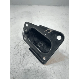 2018-2024 Volkswagen Atlas Rear Passenger Right Side Mount Bracket Cap OEM