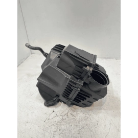2018-2023 Volkswagen Atlas SE Air Intake Cleaner Filter Box OEM