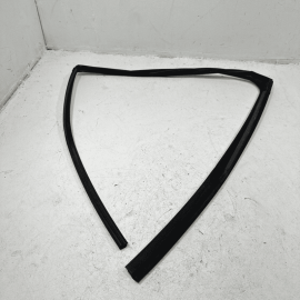 TOYOTA CAMRY 2018-2024 REAR PASSENGER SIDE WINDOW GLASS RUN CHANNEL SEAL OEM