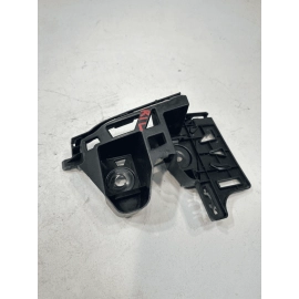 2021-2024 VOLKSWAGEN ATLAS REAR BUMPER LEFT DRIVER SIDE SUPPORT BRACKET OEM